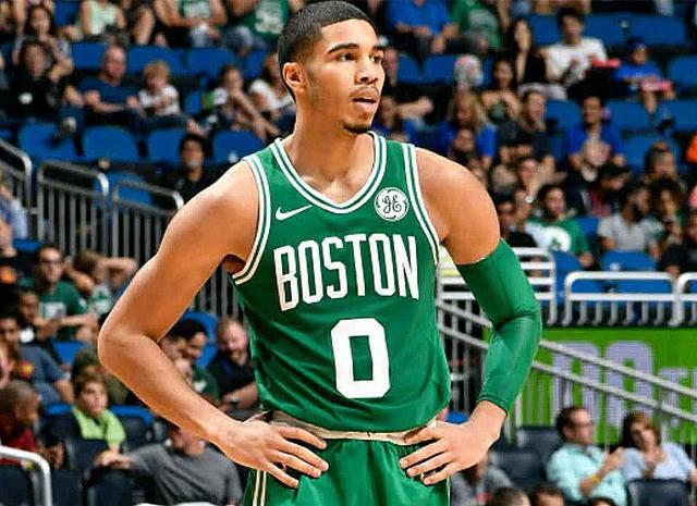 密集防守的 密集防守的