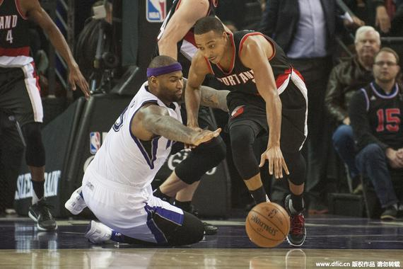 湖人的进攻 湖人的进攻