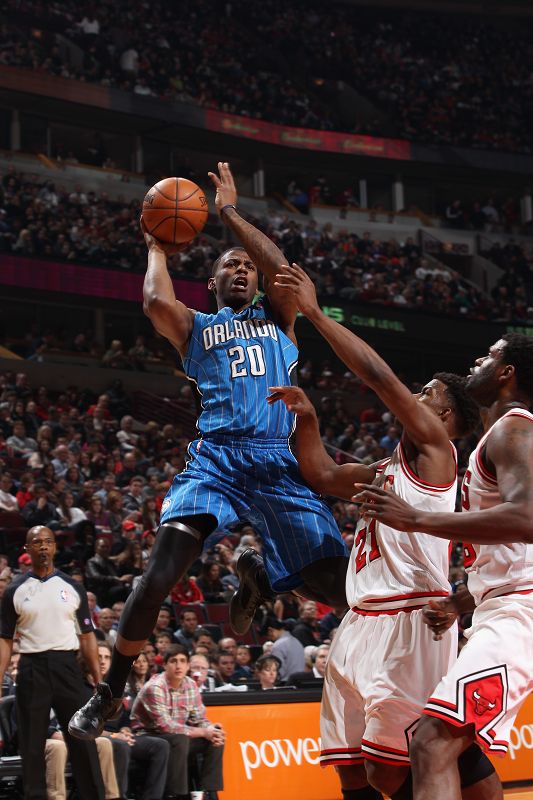 沿途布置的 沿途布置的