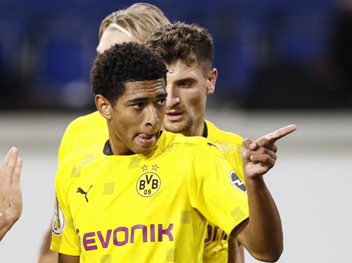 库里下场休 库里下场休